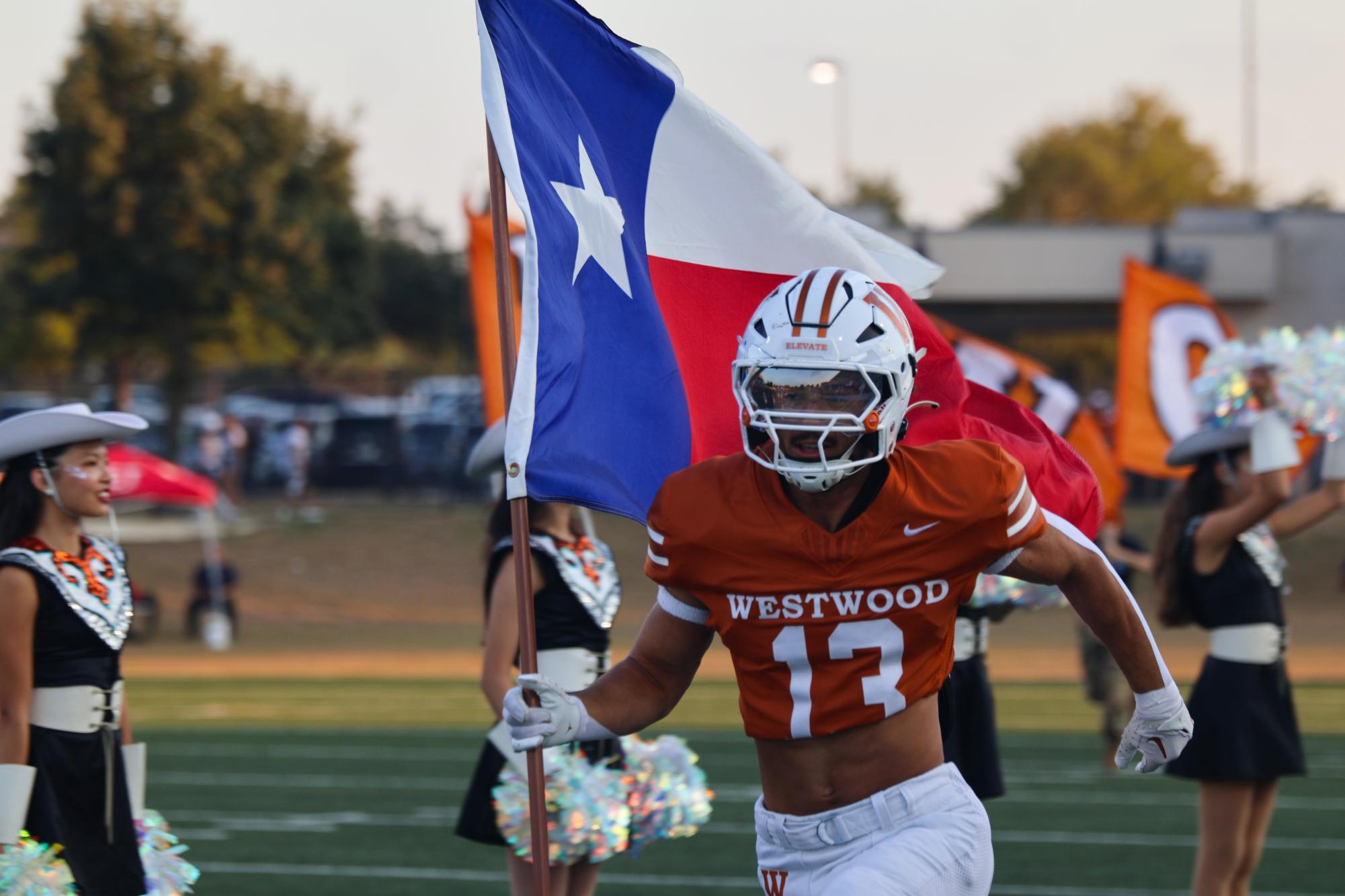 Cedar Ridge Raiders Loot Varsity Football's Homecoming 30-41